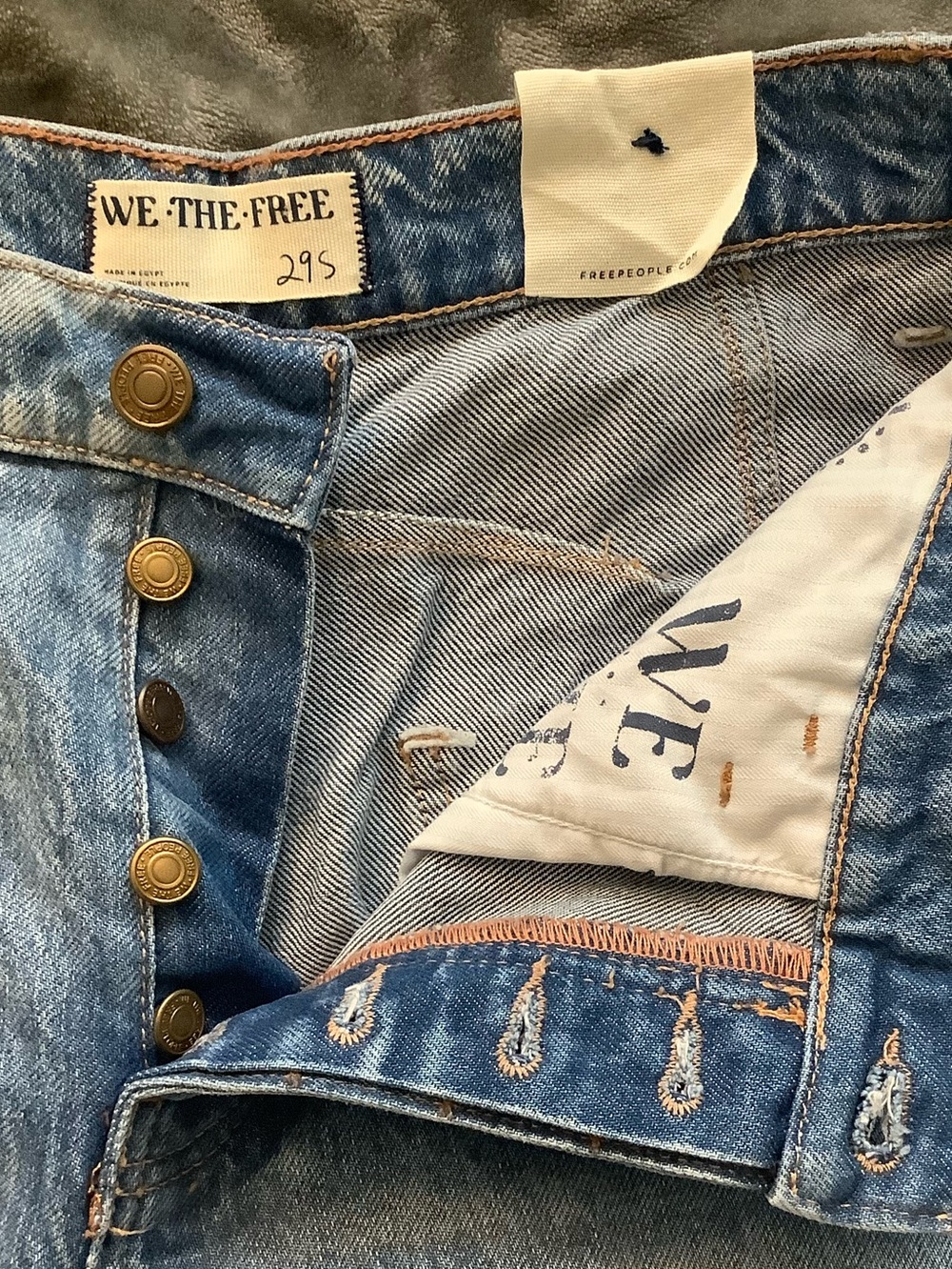 We the Free (NWT) Good Luck Mid Rise Barrel Leg Jeans - Picture 5 of 10